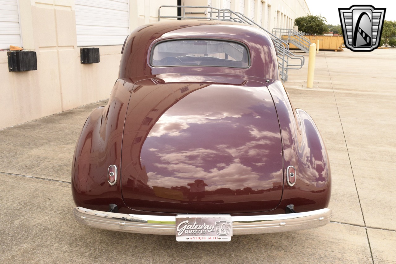 1940 Chevrolet Special - Deluxe 38