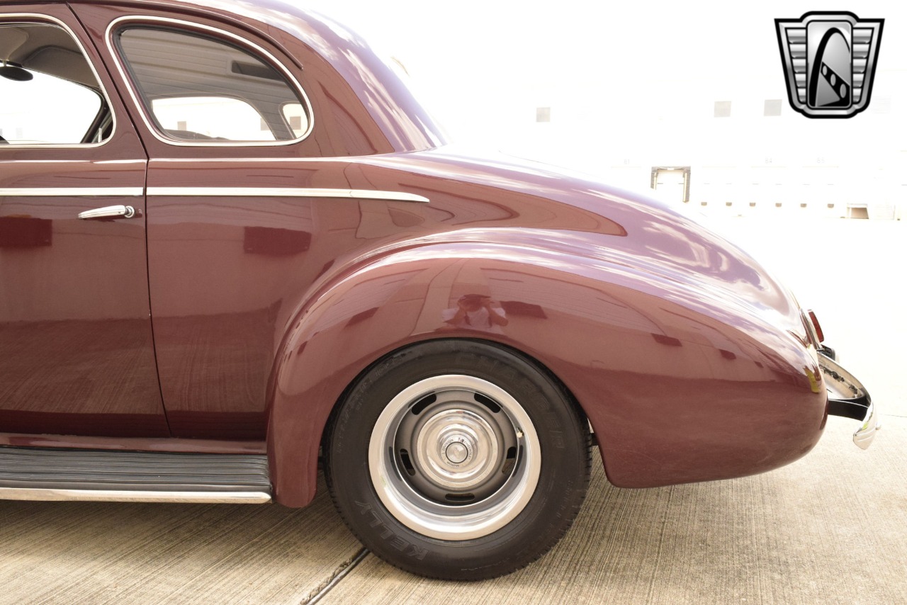 1940 Chevrolet Special - Deluxe 9