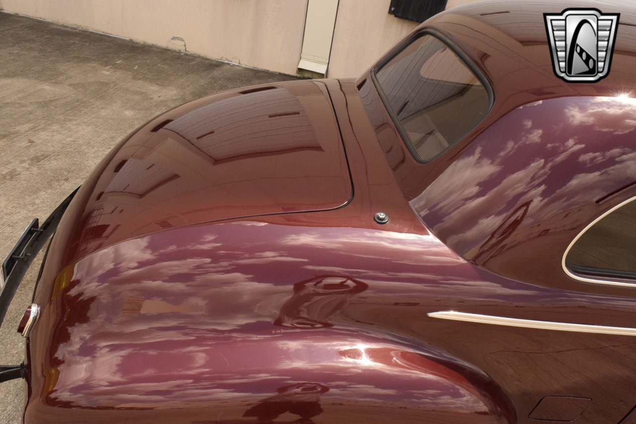 1940 Chevrolet Special - Deluxe 10