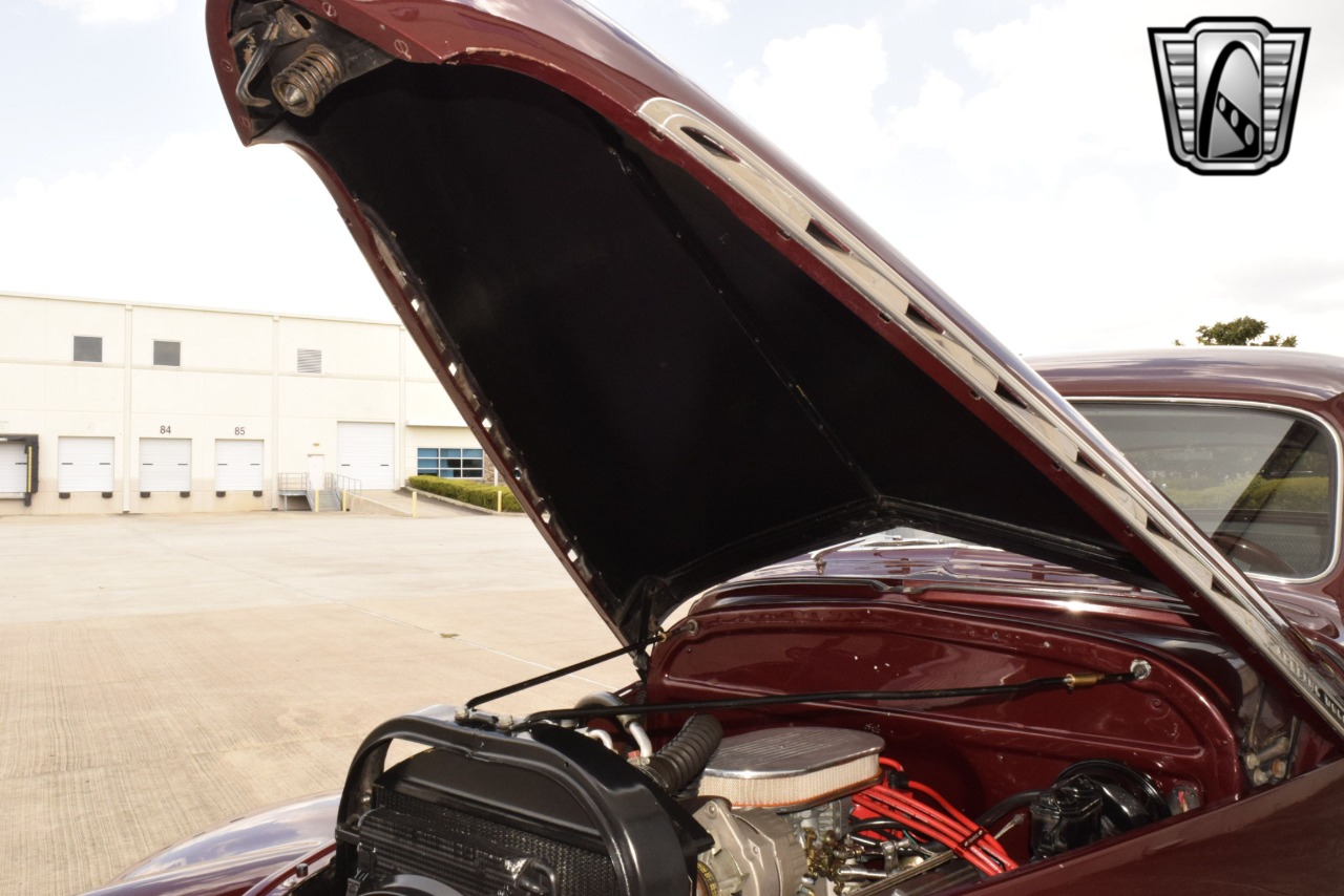 1940 Chevrolet Special - Deluxe 21