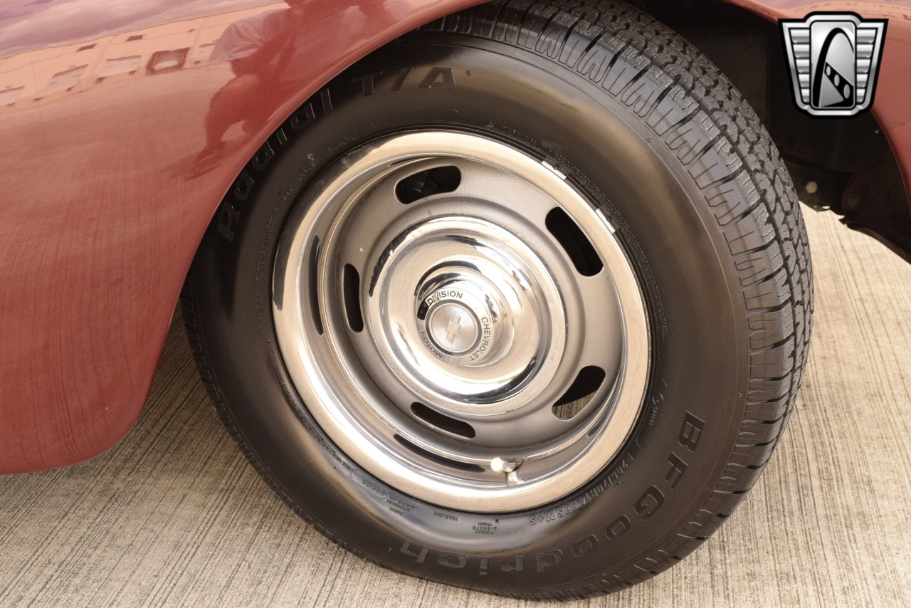 1940 Chevrolet Special - Deluxe 11