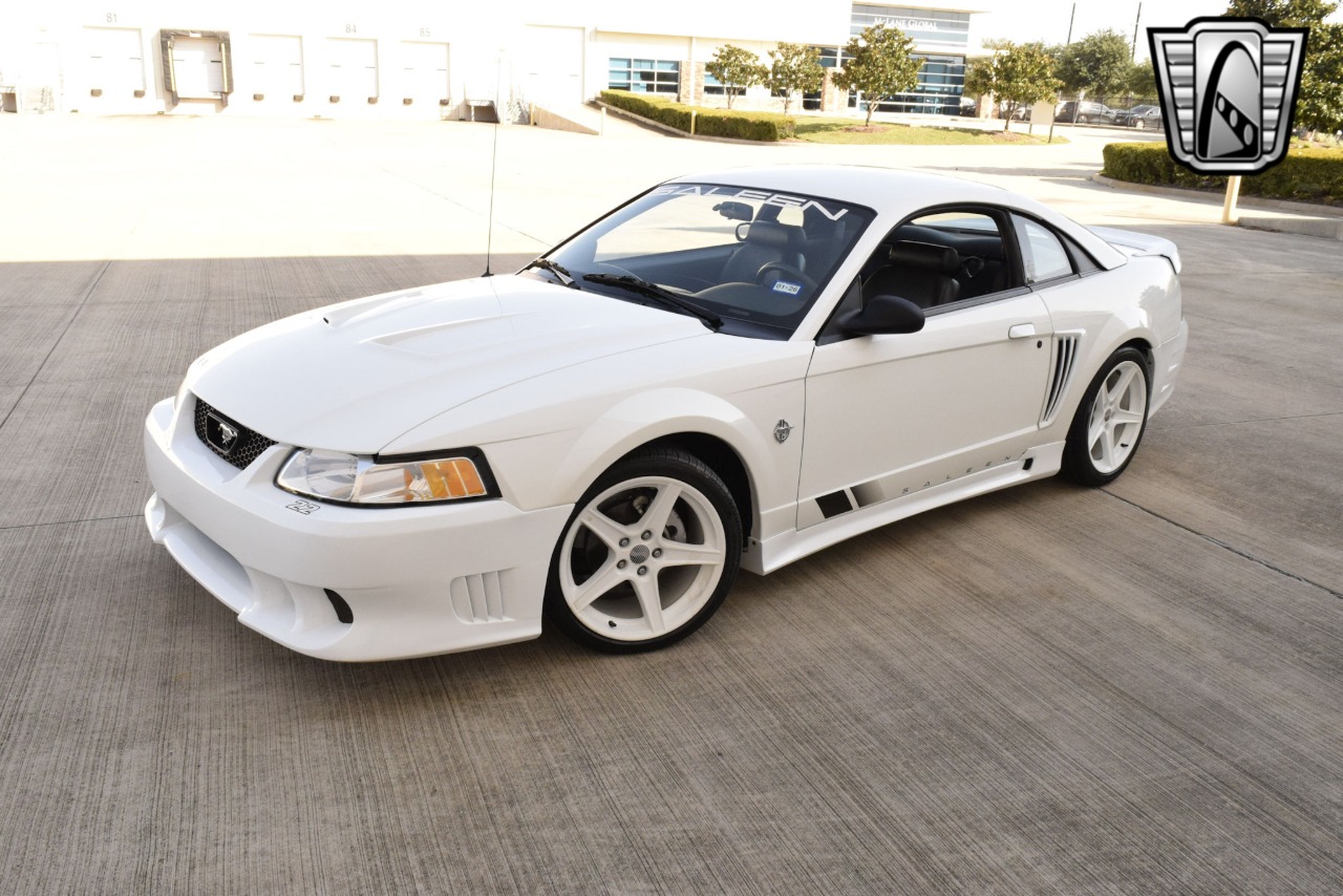 1999 Ford Mustang 32