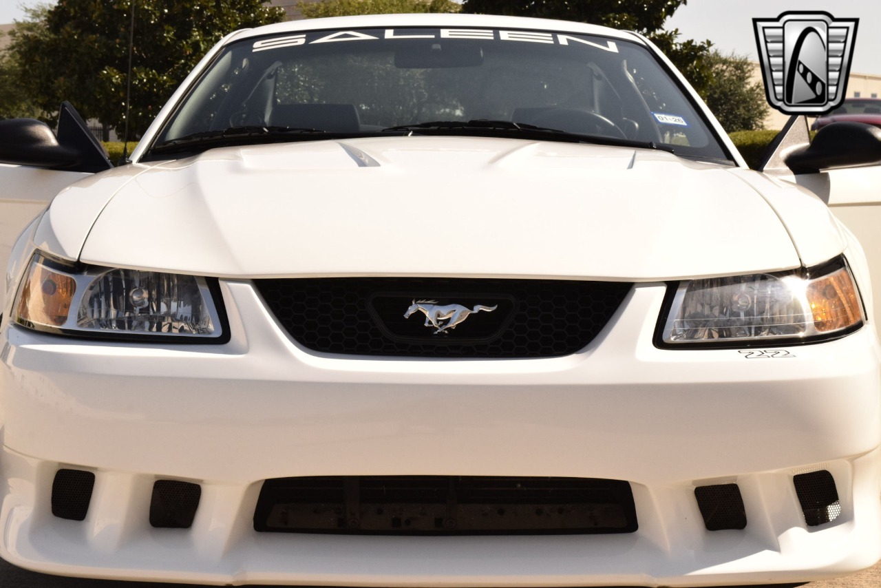 1999 Ford Mustang 31