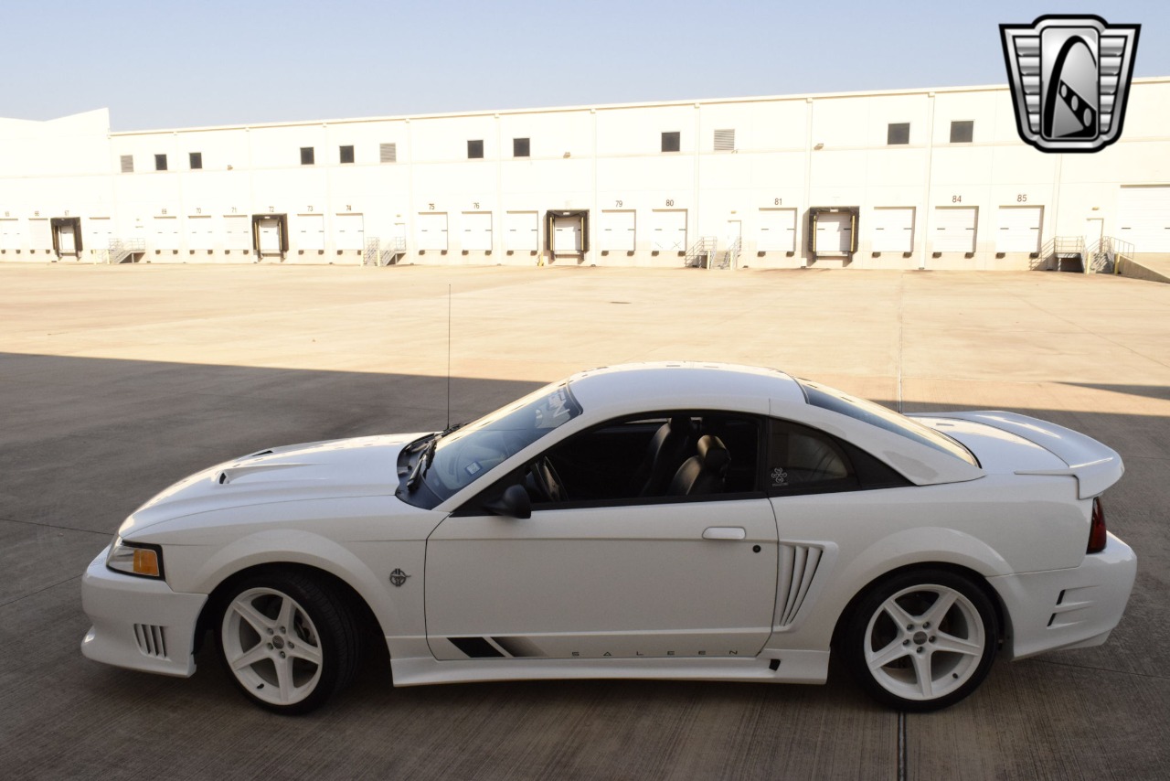 1999 Ford Mustang 33