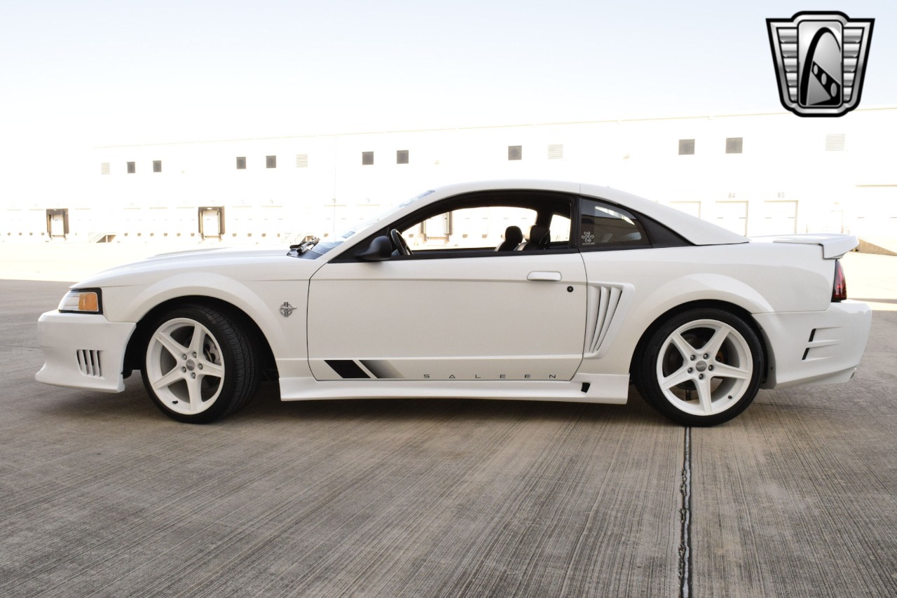 1999 Ford Mustang 34