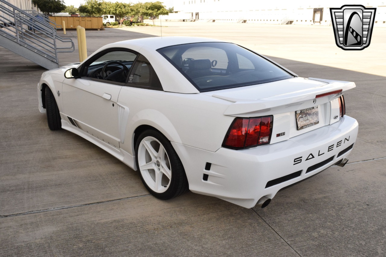 1999 Ford Mustang 36