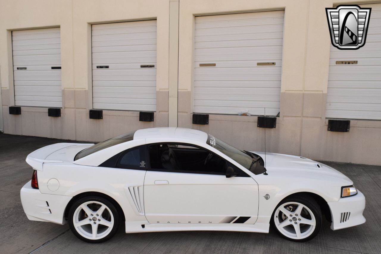 1999 Ford Mustang 42