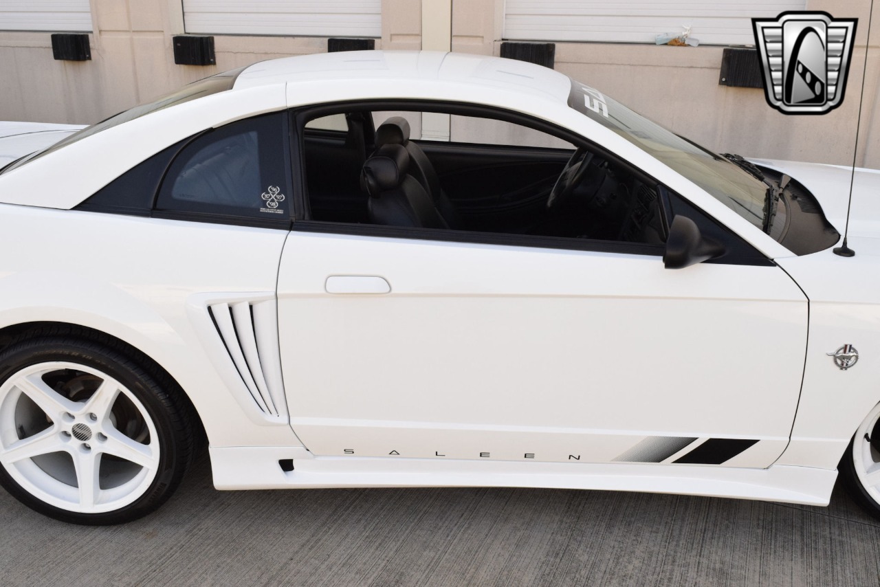 1999 Ford Mustang 64