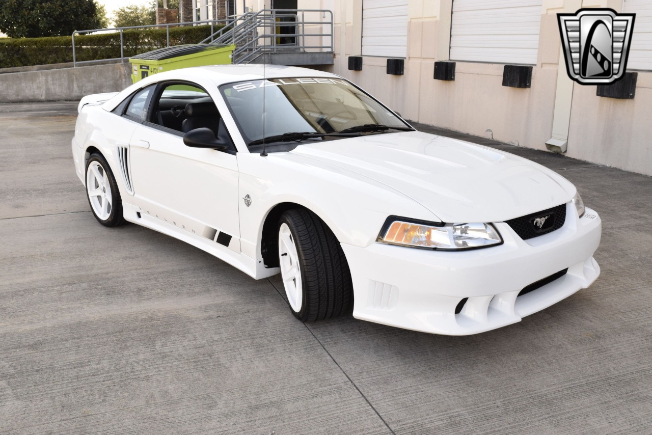 1999 Ford Mustang 45