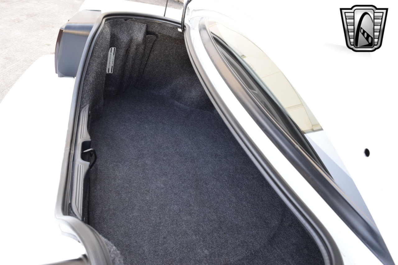 1999 Ford Mustang 29