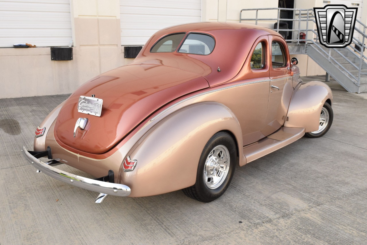 1940 Ford Deluxe 40
