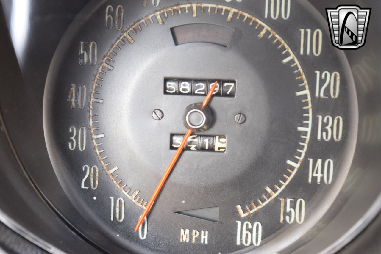 1968 Chevrolet Corvette 23