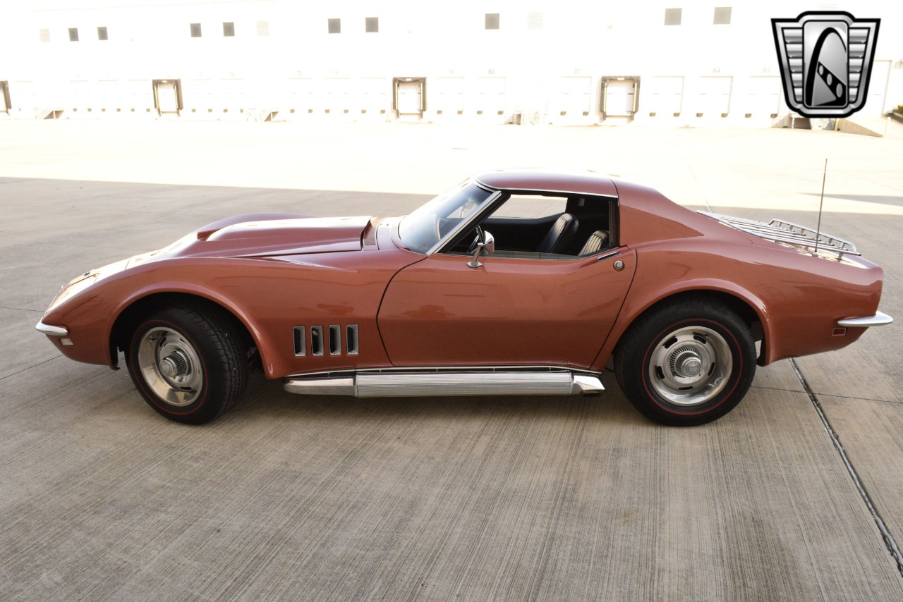 1968 Chevrolet Corvette 2