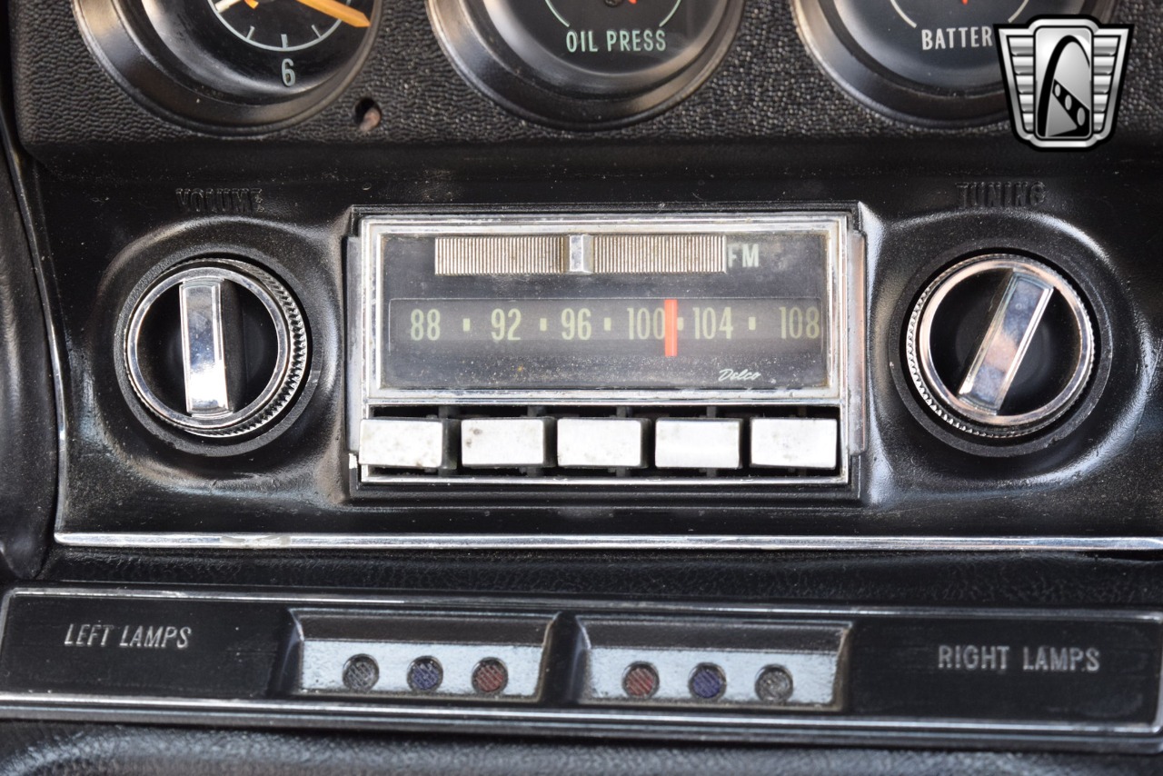 1968 Chevrolet Corvette 27