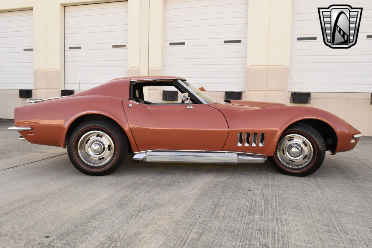 1968 Chevrolet Corvette 43