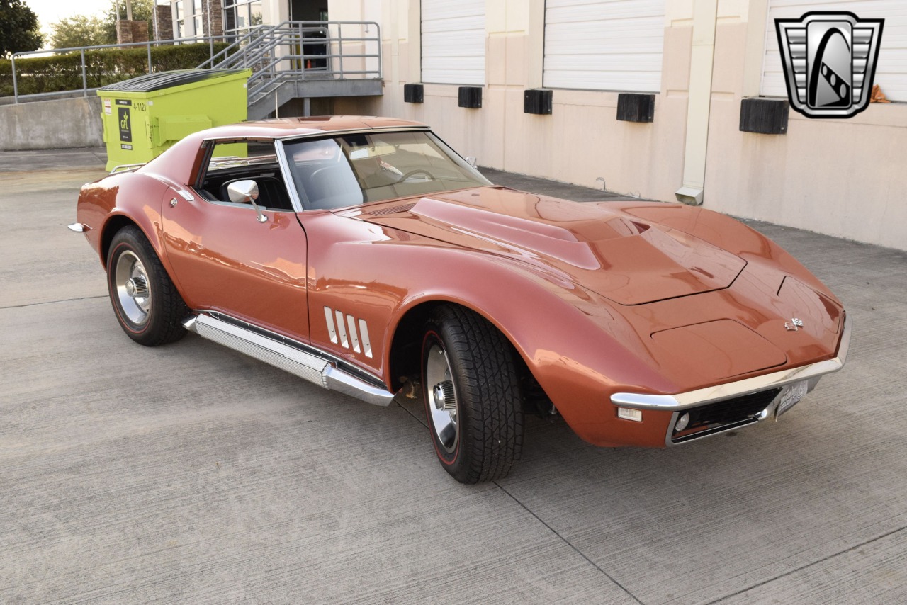 1968 Chevrolet Corvette 45