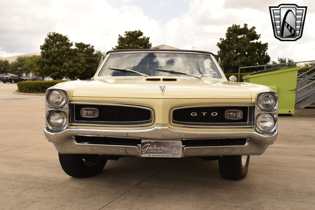1966 Pontiac GTO 56