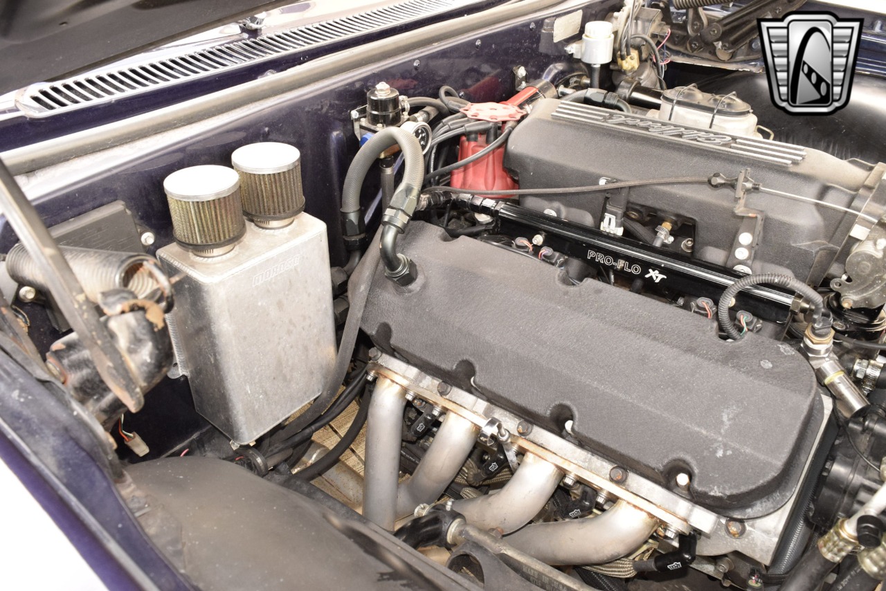 1965 Chevrolet Impala 18