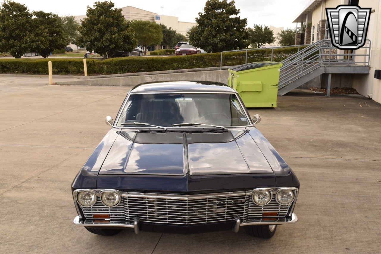 1965 Chevrolet Impala 46