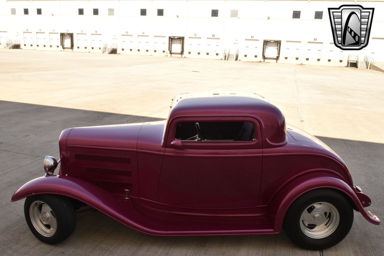 1932 Ford Roadster 33