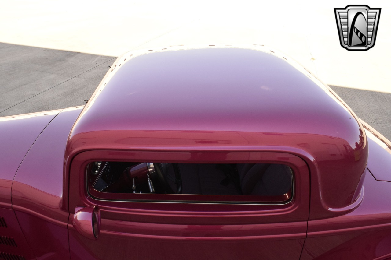 1932 Ford Roadster 8