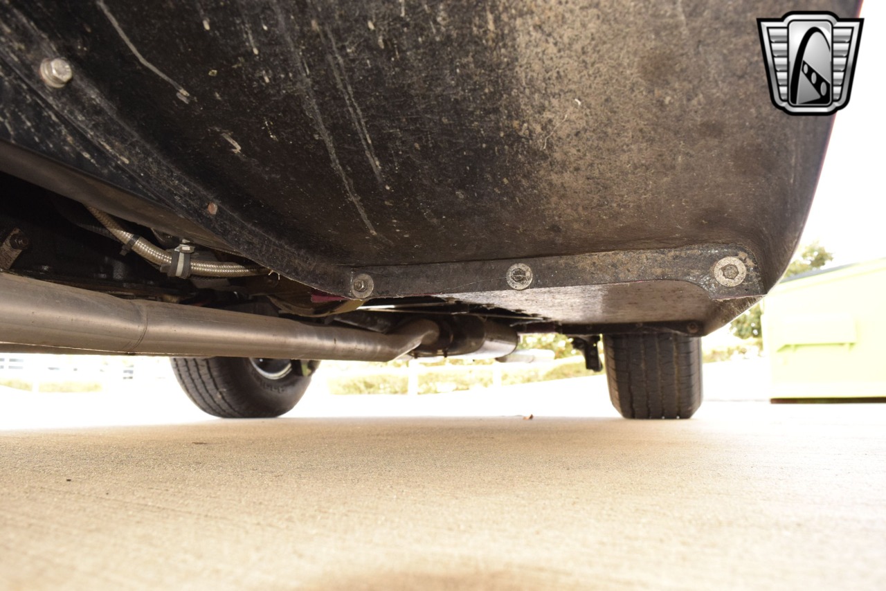 1932 Ford Roadster 76