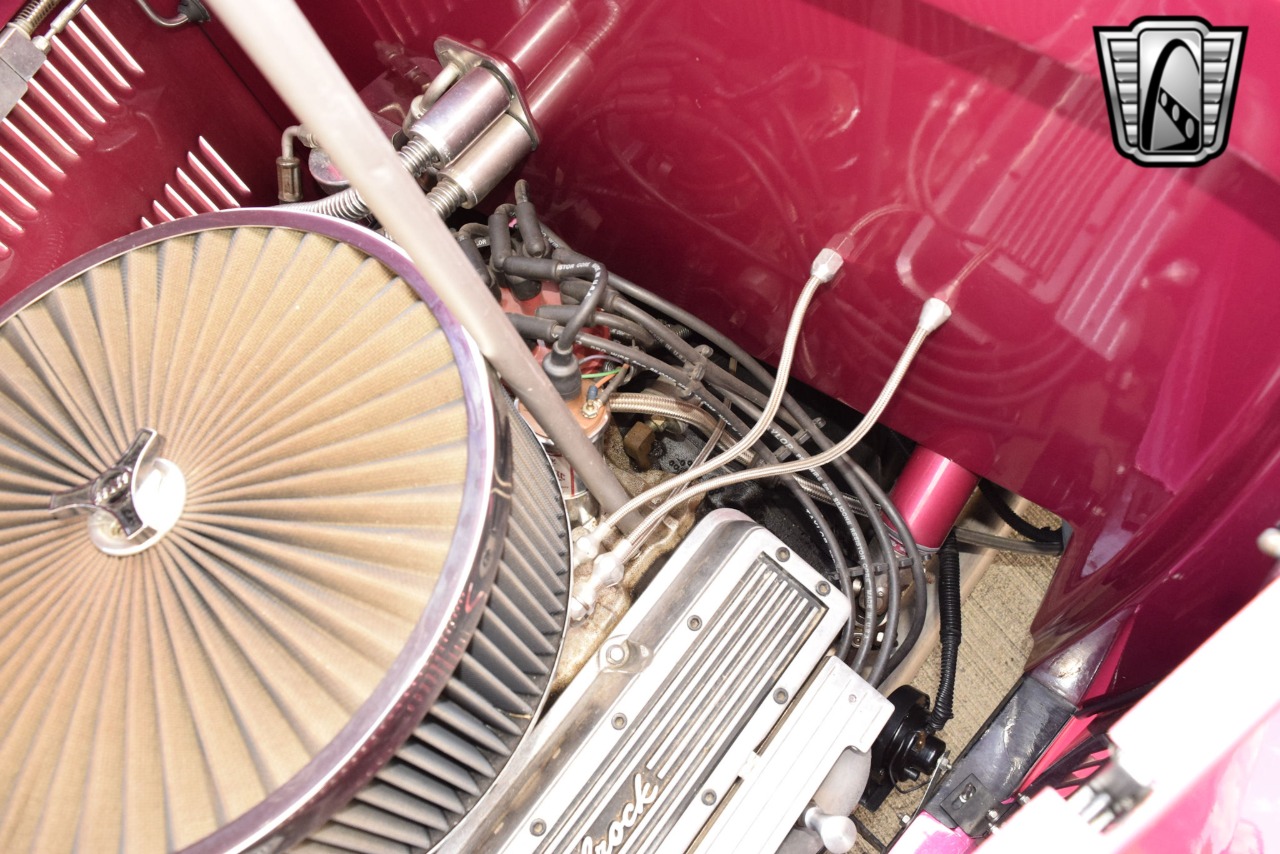 1932 Ford Roadster 99