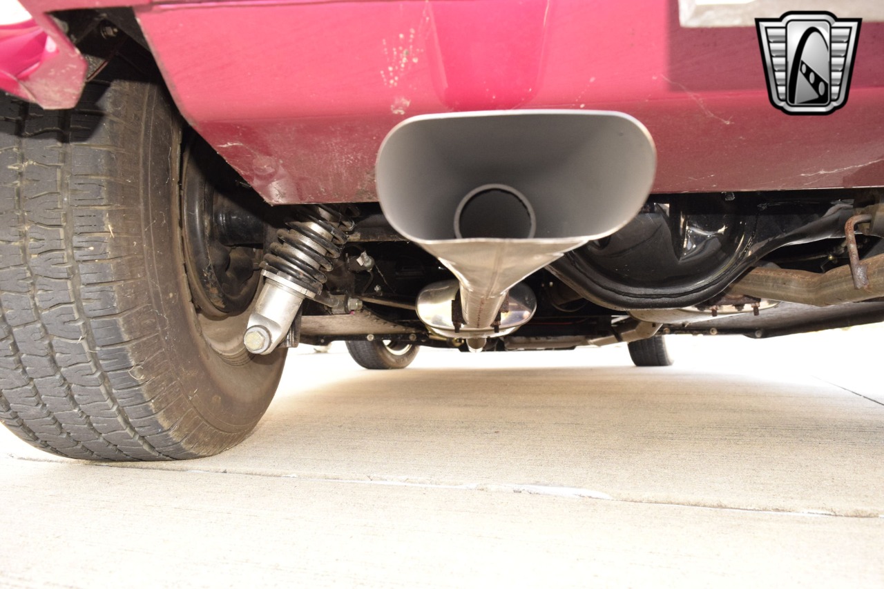 1932 Ford Roadster 81