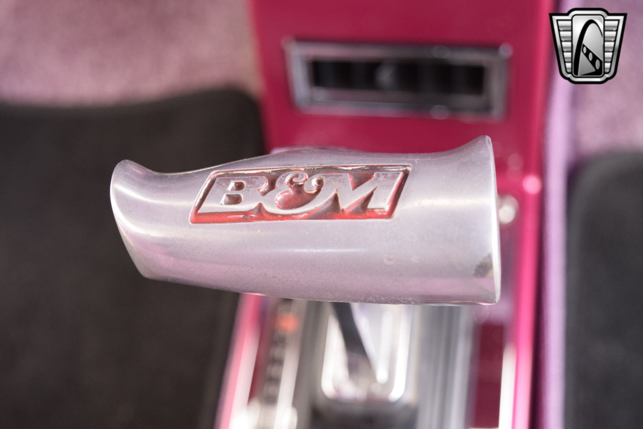 1932 Ford Roadster 25