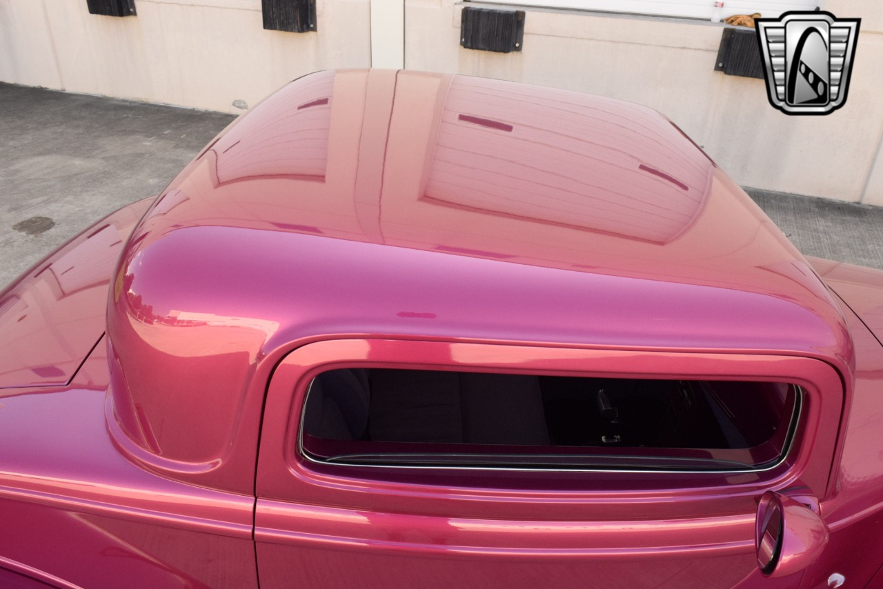 1932 Ford Roadster 10