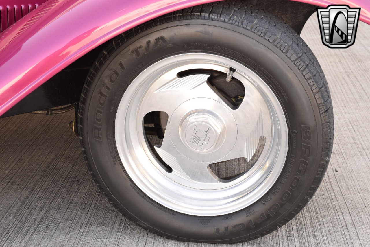 1932 Ford Roadster 66