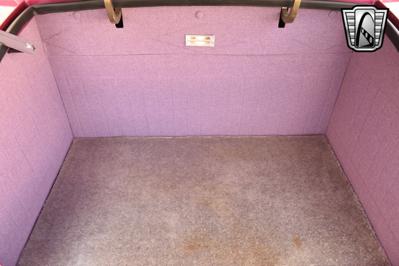 1932 Ford Roadster 27