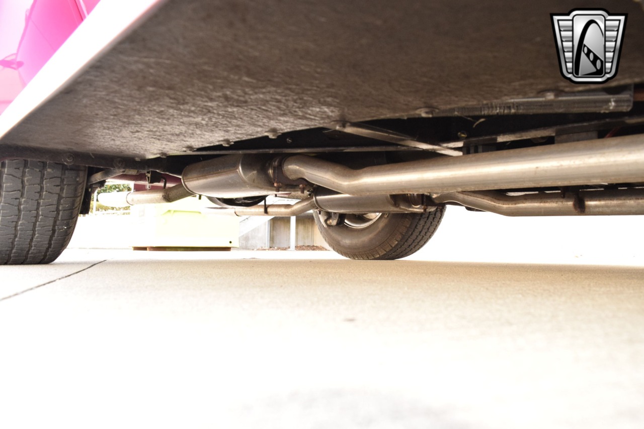 1932 Ford Roadster 17