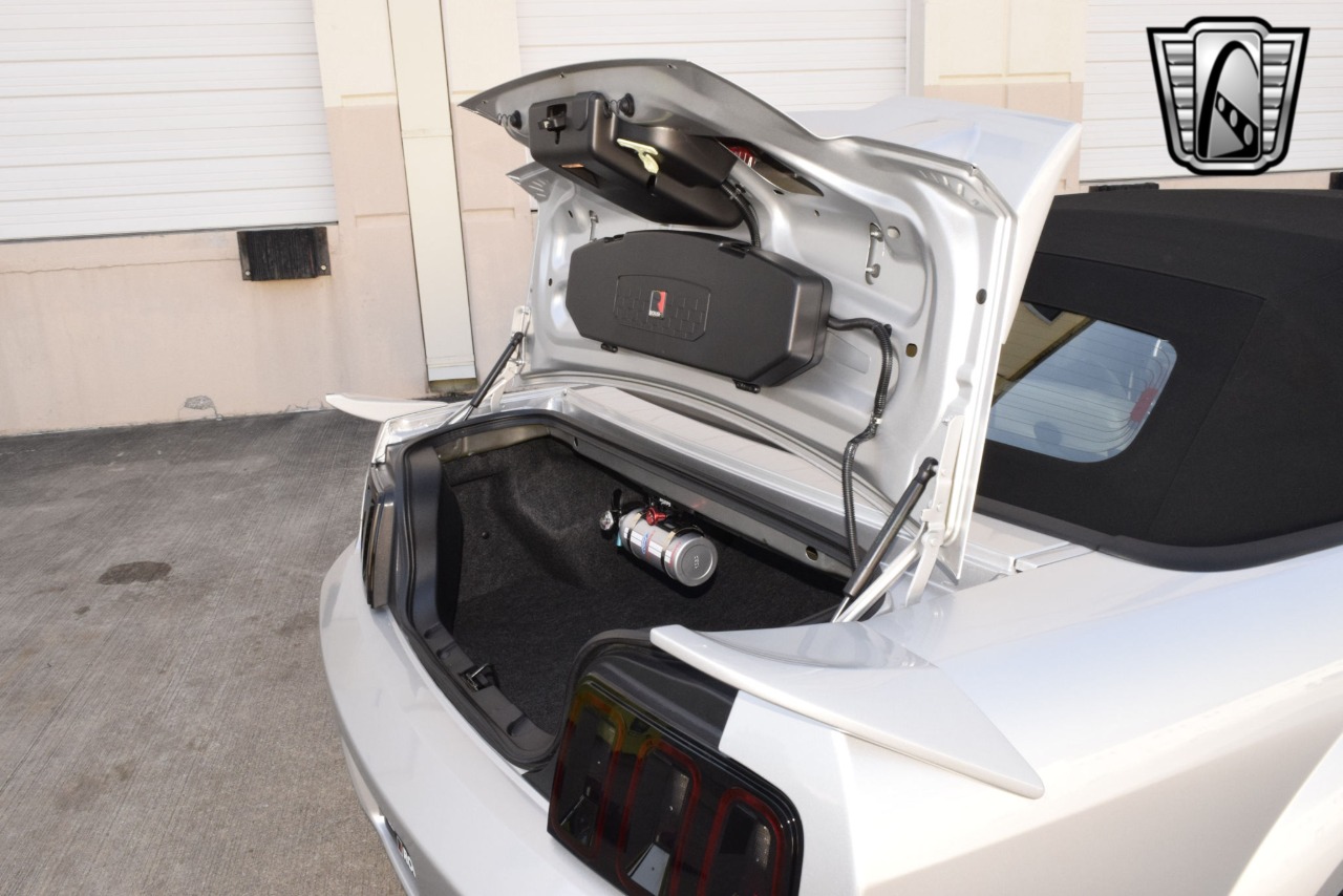 2009 Ford Mustang 30