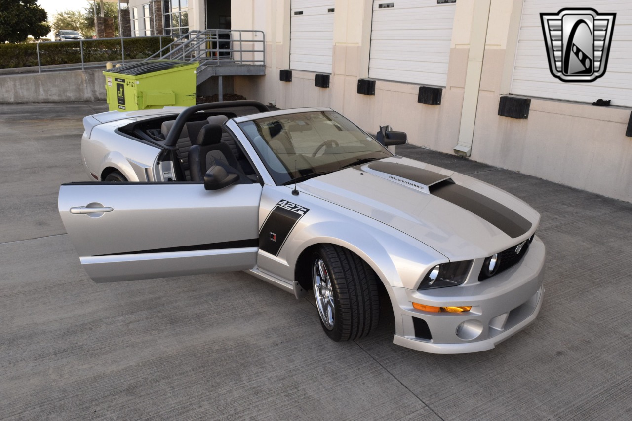 2009 Ford Mustang 39