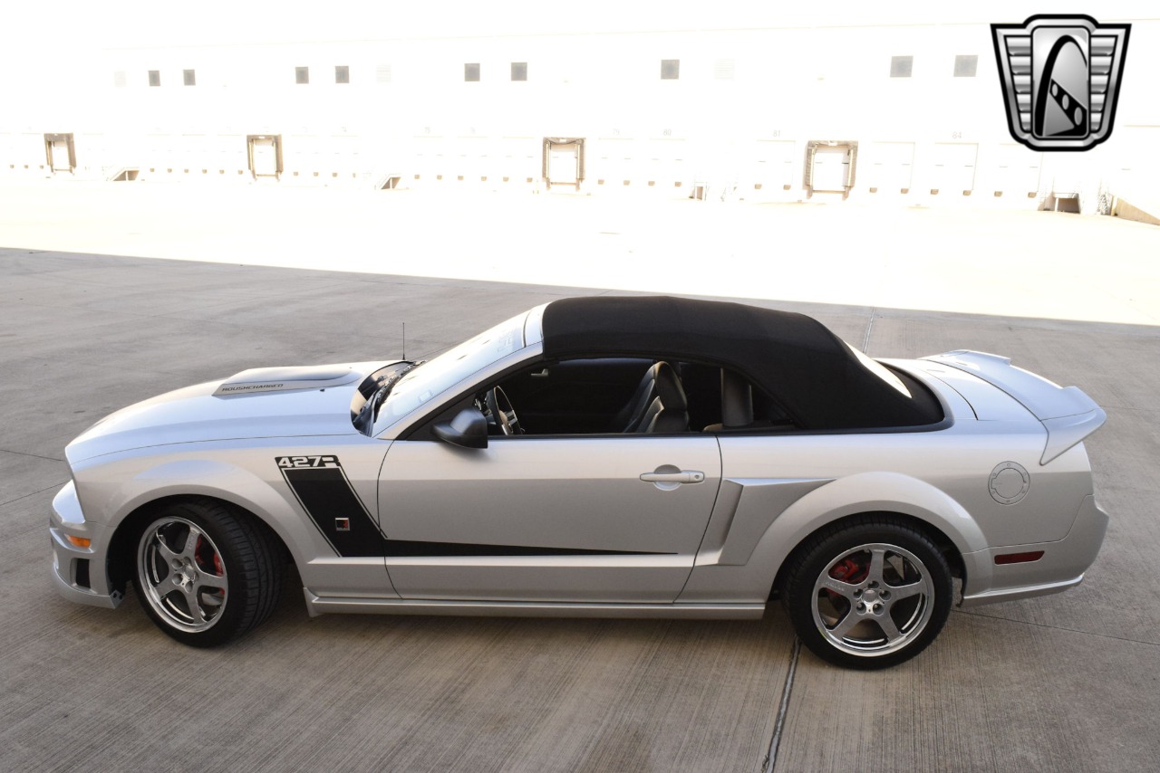 2009 Ford Mustang 40