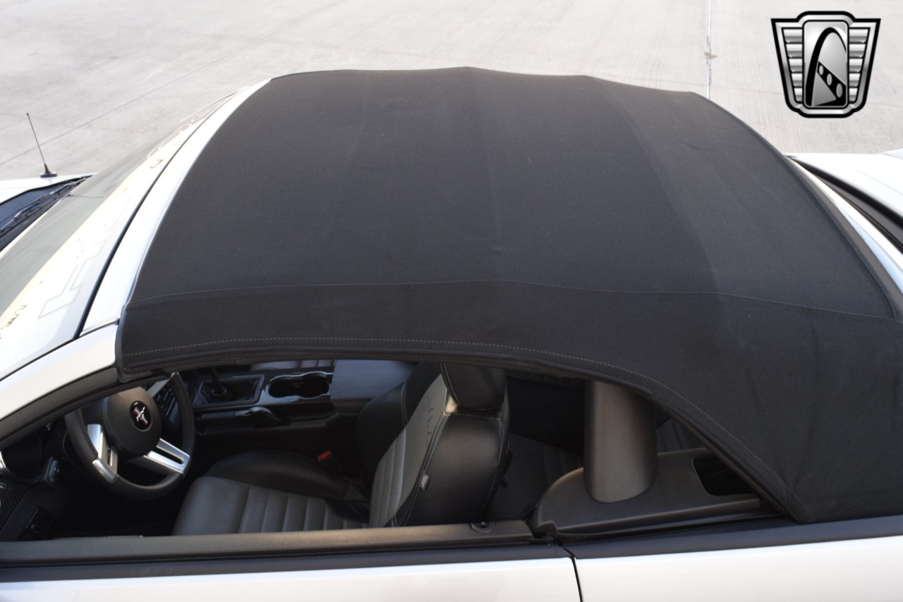 2009 Ford Mustang 65