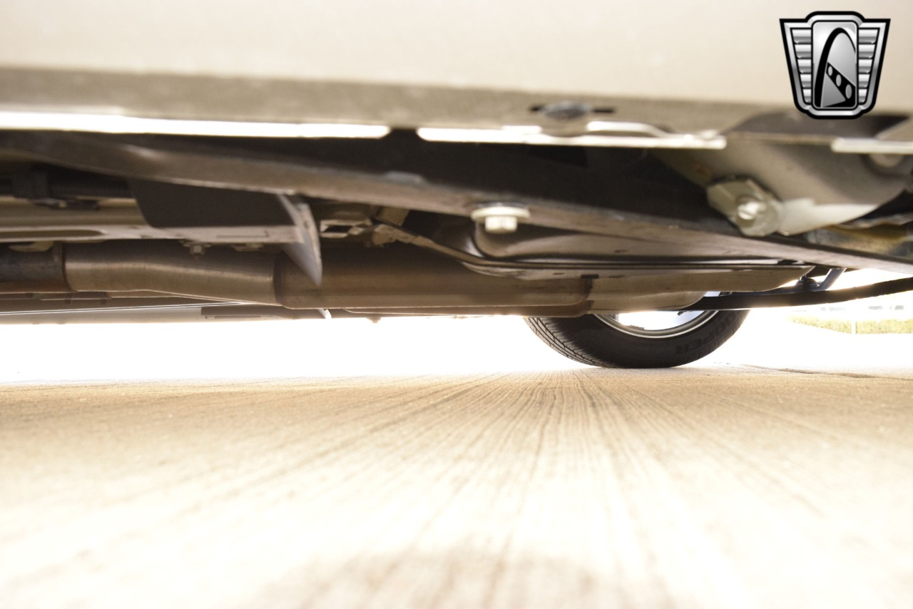 2009 Ford Mustang 86