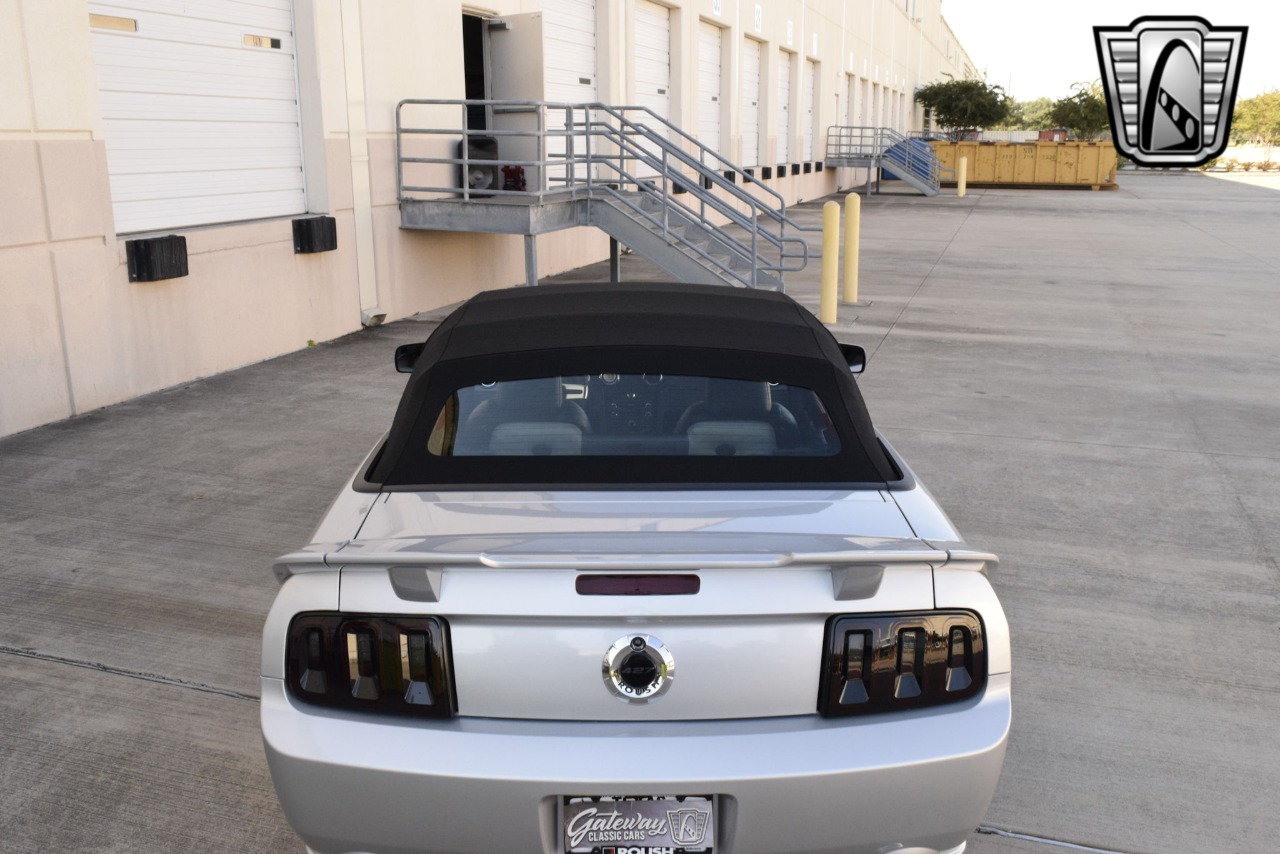 2009 Ford Mustang 45