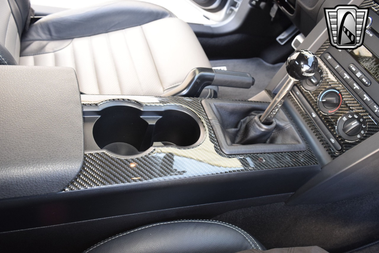 2009 Ford Mustang 27