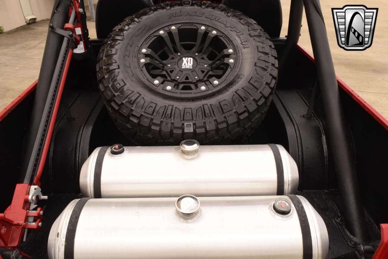 1982 Jeep Scrambler 28