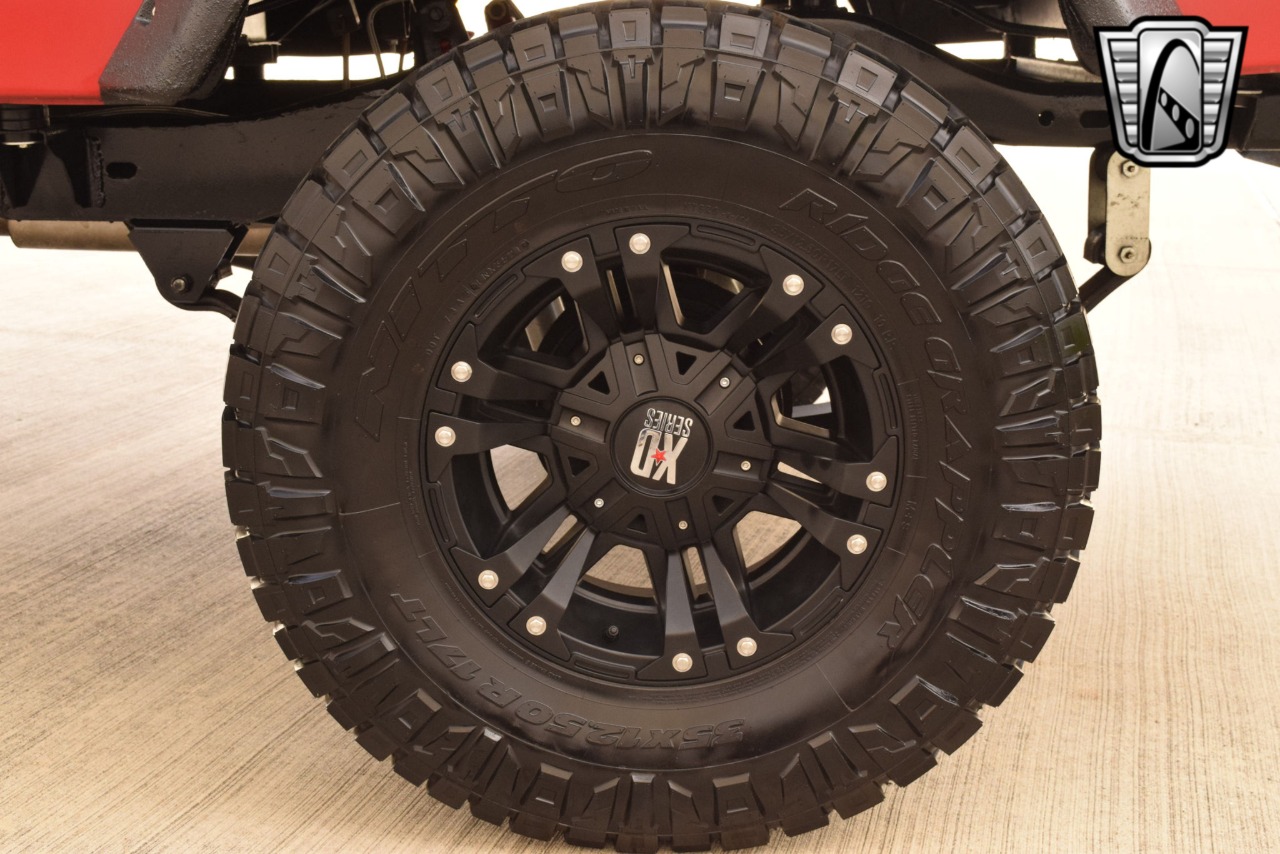 1982 Jeep Scrambler 8