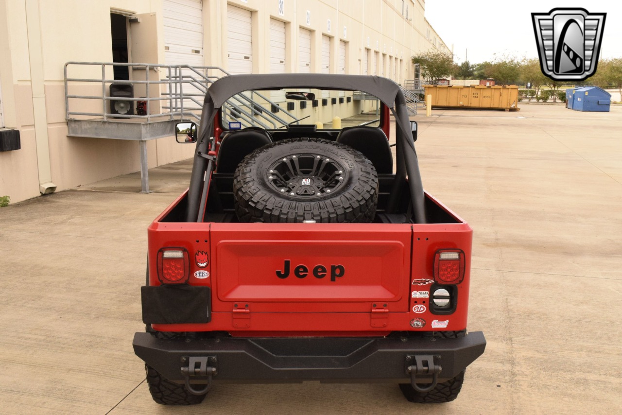 1982 Jeep Scrambler 3
