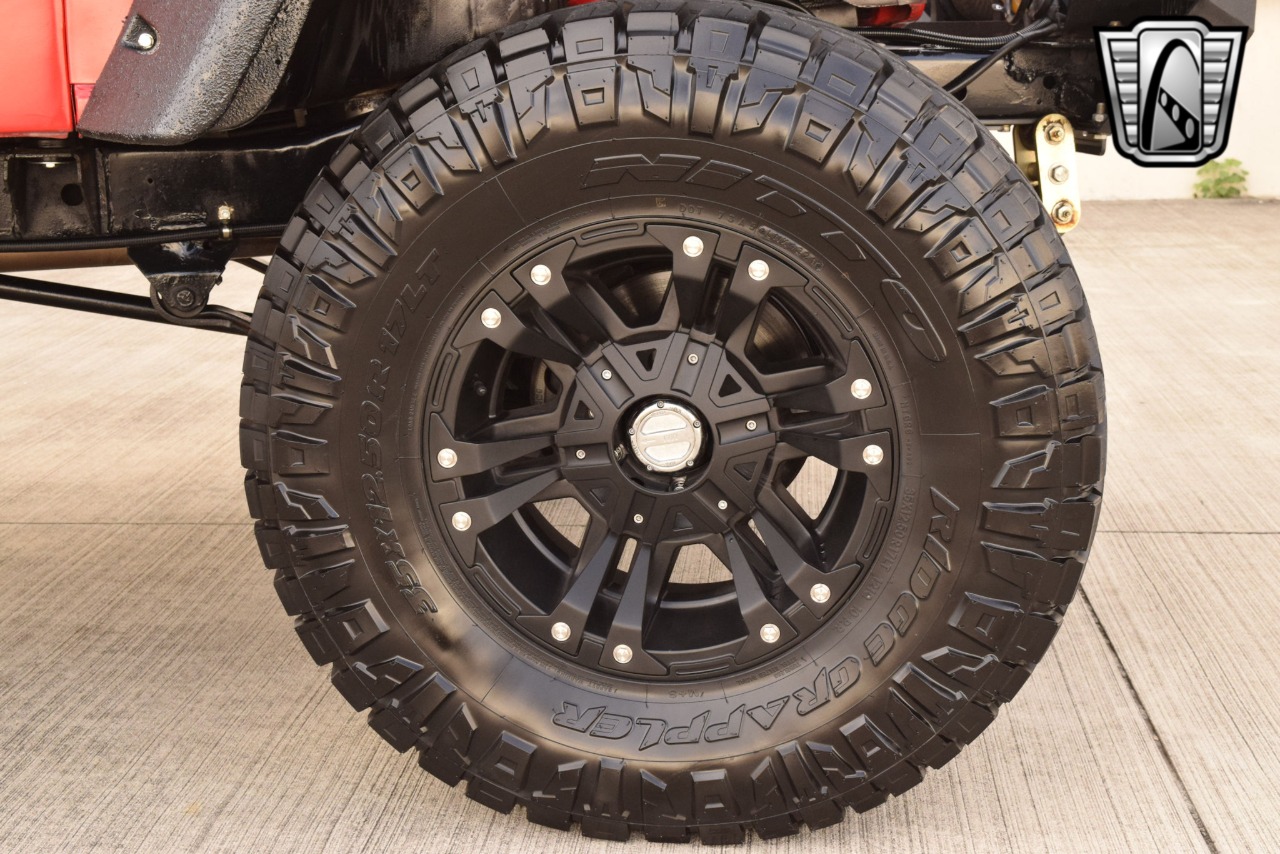 1982 Jeep Scrambler 11