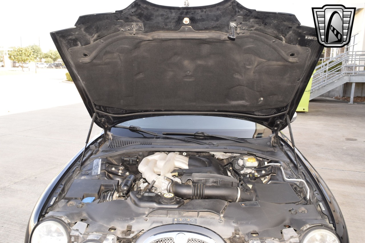 2008 Jaguar S-Type 18