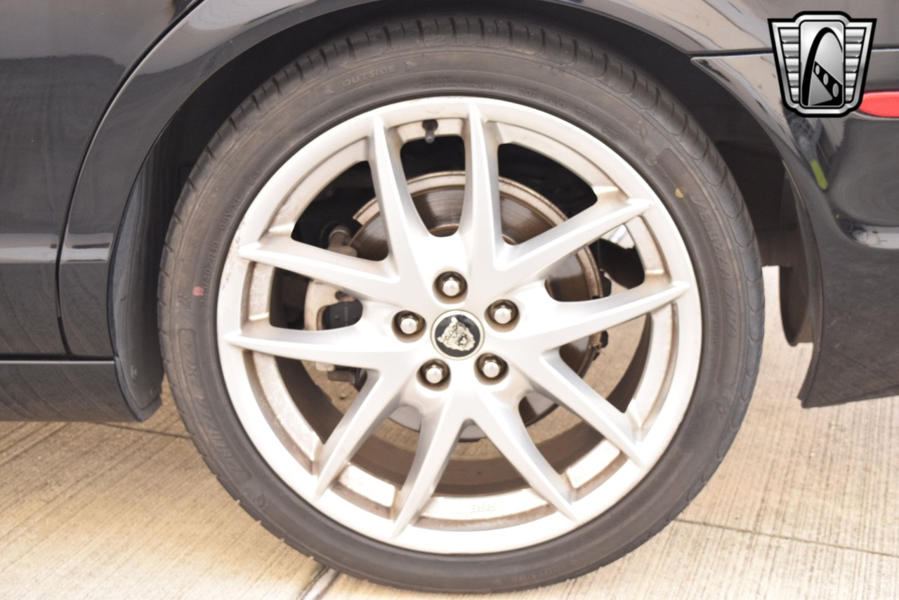 2008 Jaguar S-Type 56