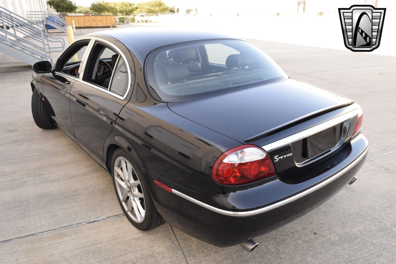 2008 Jaguar S-Type 59