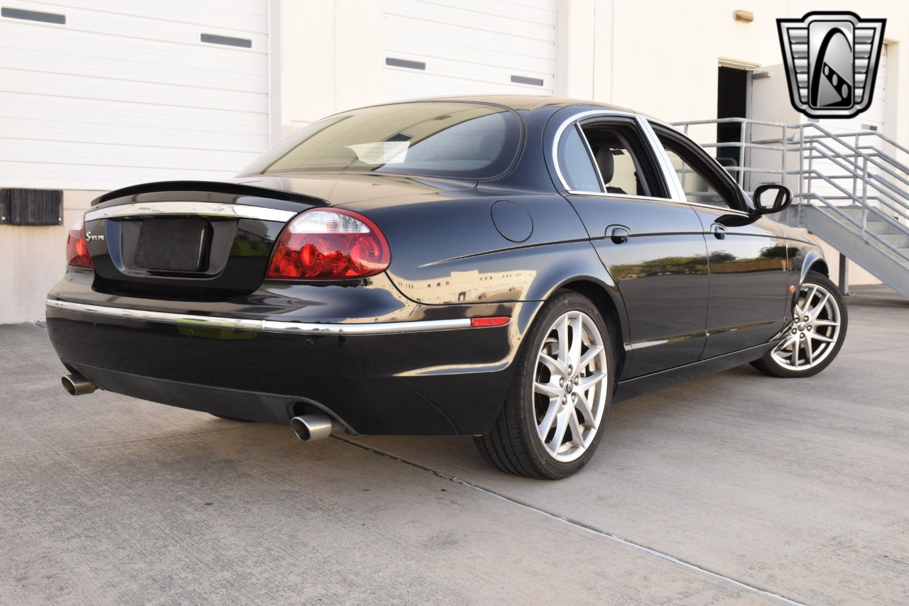 2008 Jaguar S-Type 41