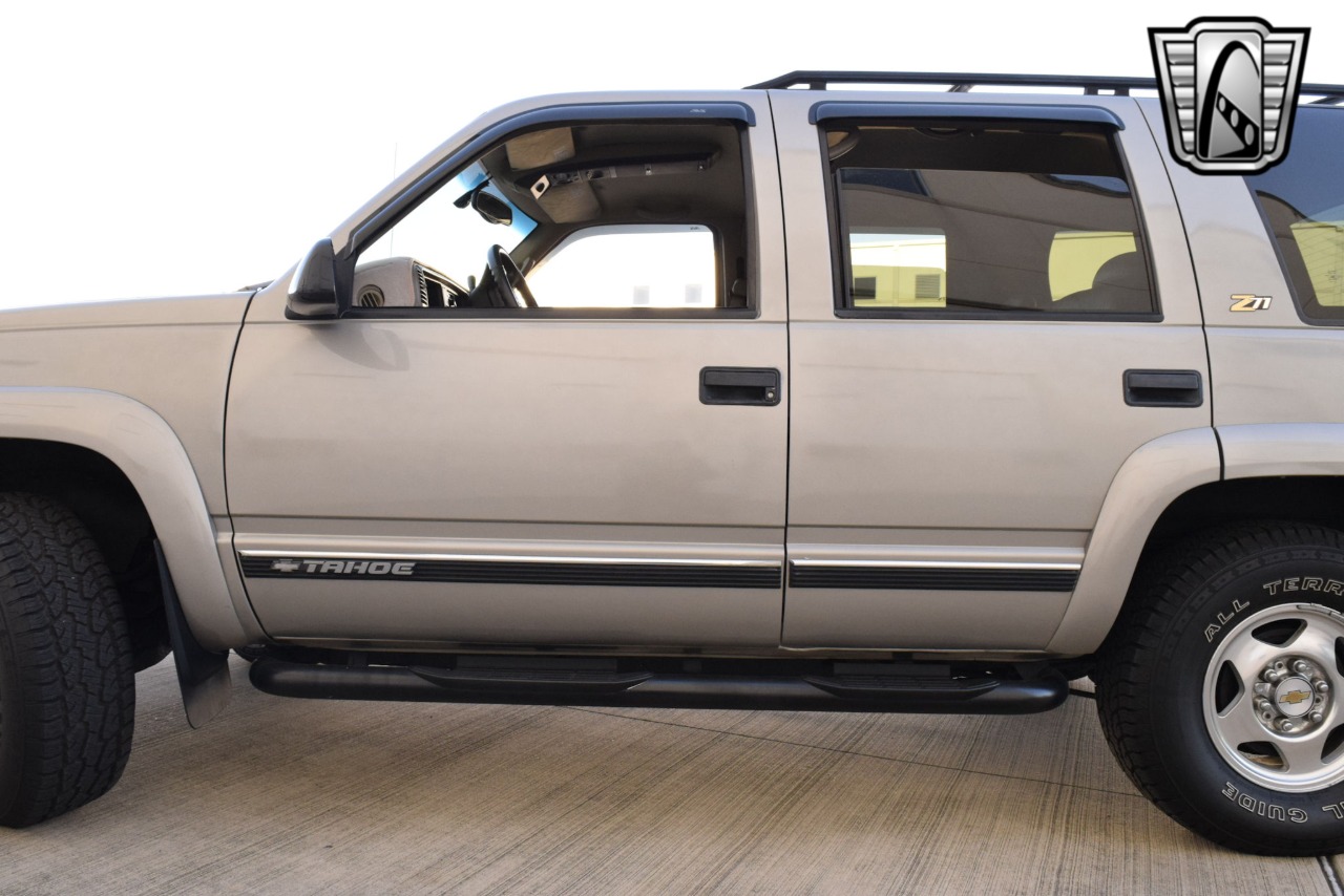 2000 Chevrolet Tahoe 54