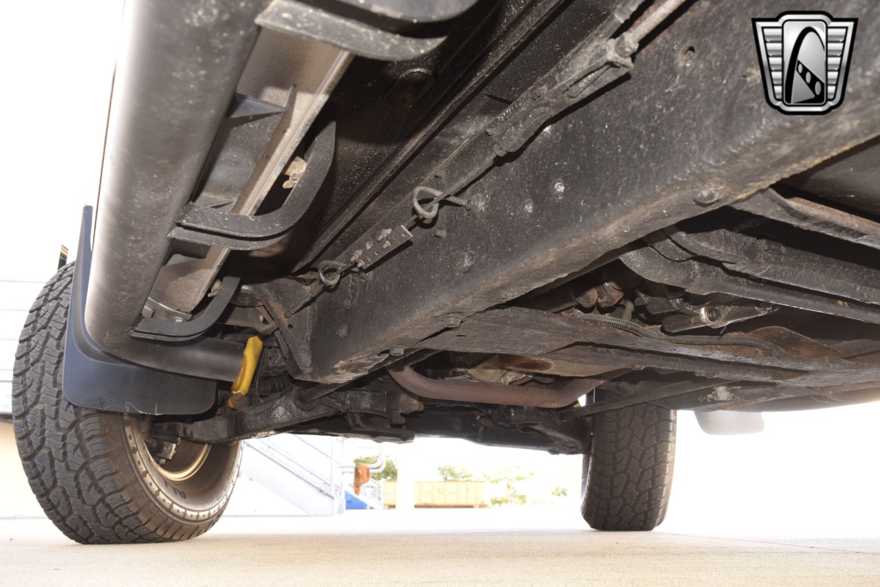 2000 Chevrolet Tahoe 75